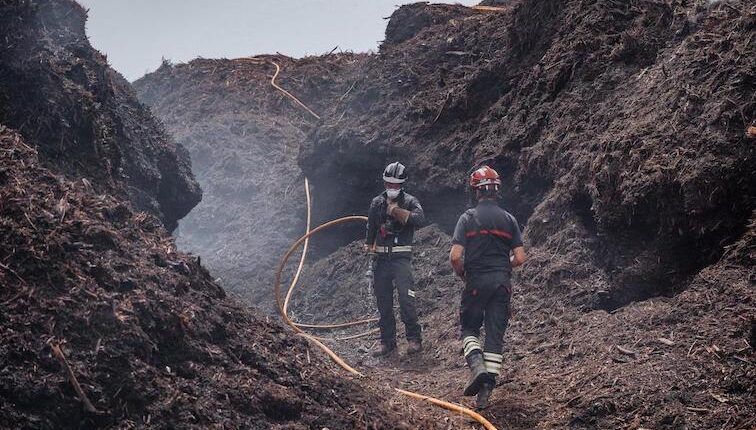 Es un incendio que involucra materiales orgánicos de origen vegetal o animal, que pueden ser utilizados como fuente de energía.